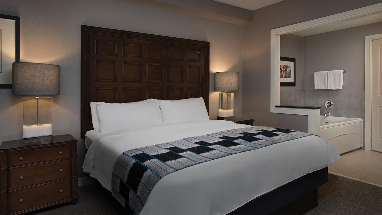 Master Bedroom (2-Bedroom Villa)